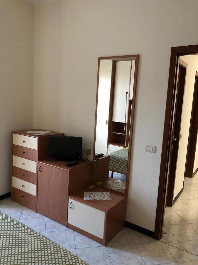 " La Casa Di Cici" Apartment Lavagna Bagian luar foto